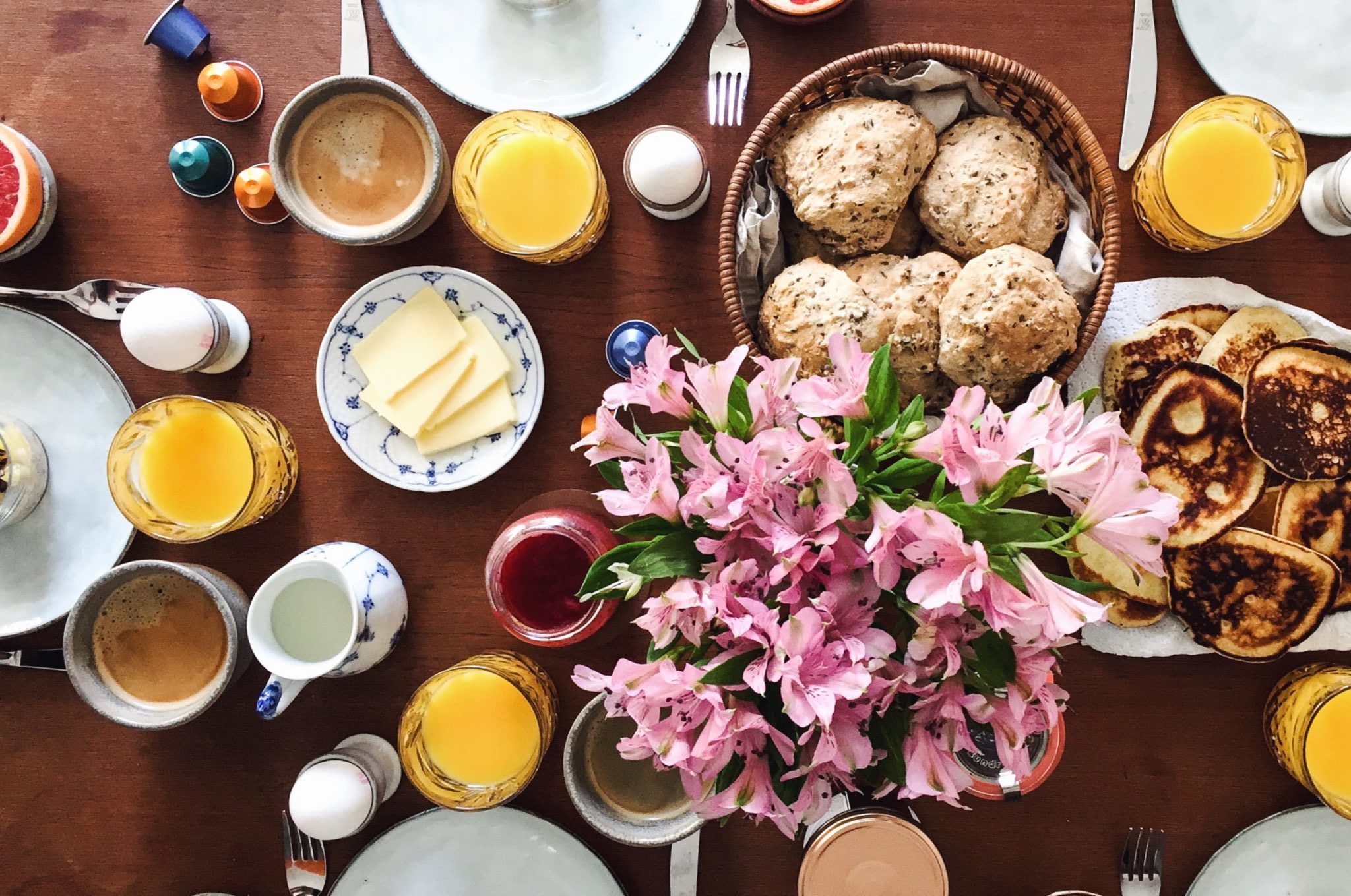 nespresso-breakfast-club-brunch-fødselsdag-koeleskabsgroed-med-kaffe-1-2