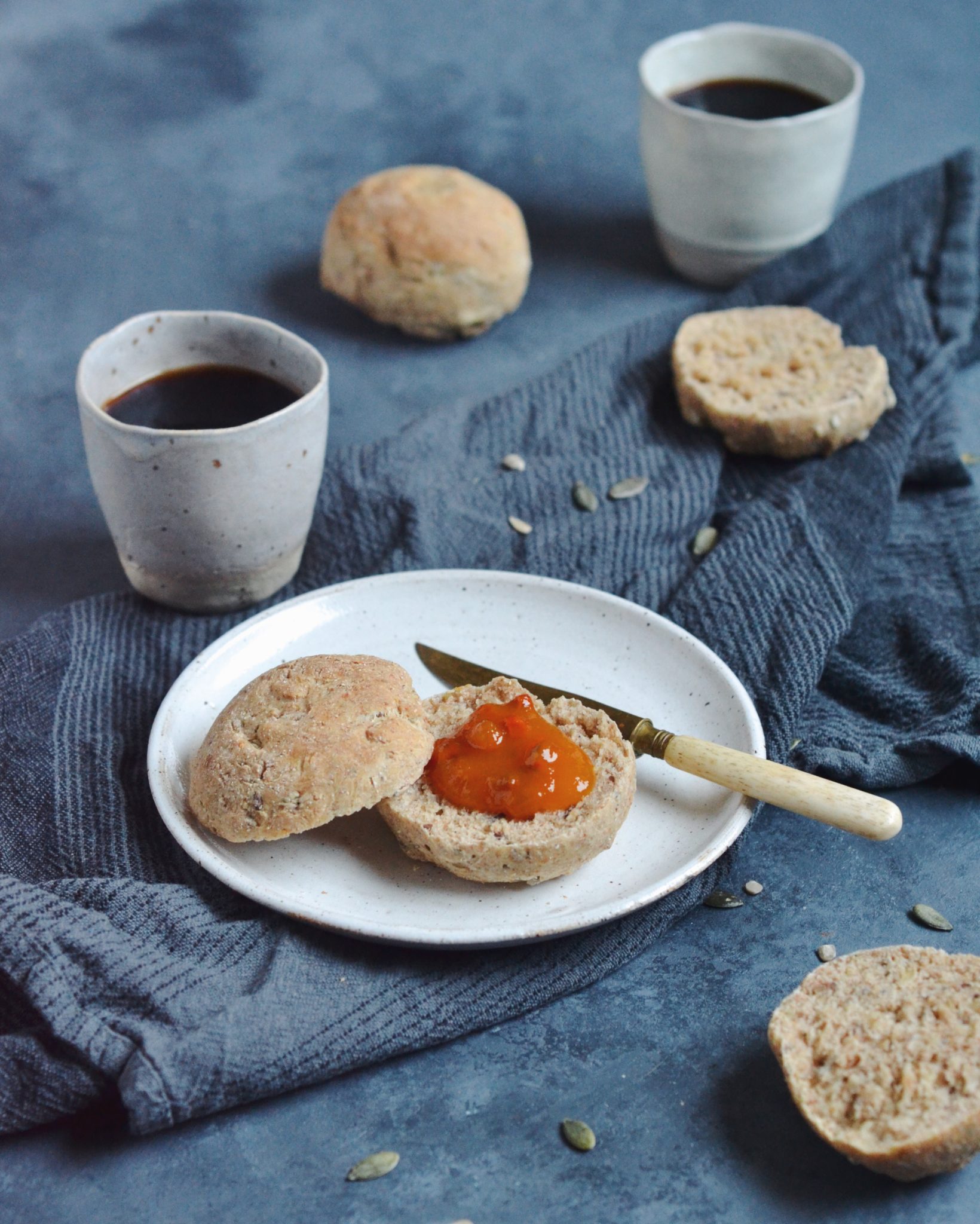 sunde morgenboller med kerner Hurtige og sunde morgenboller med kerner 1