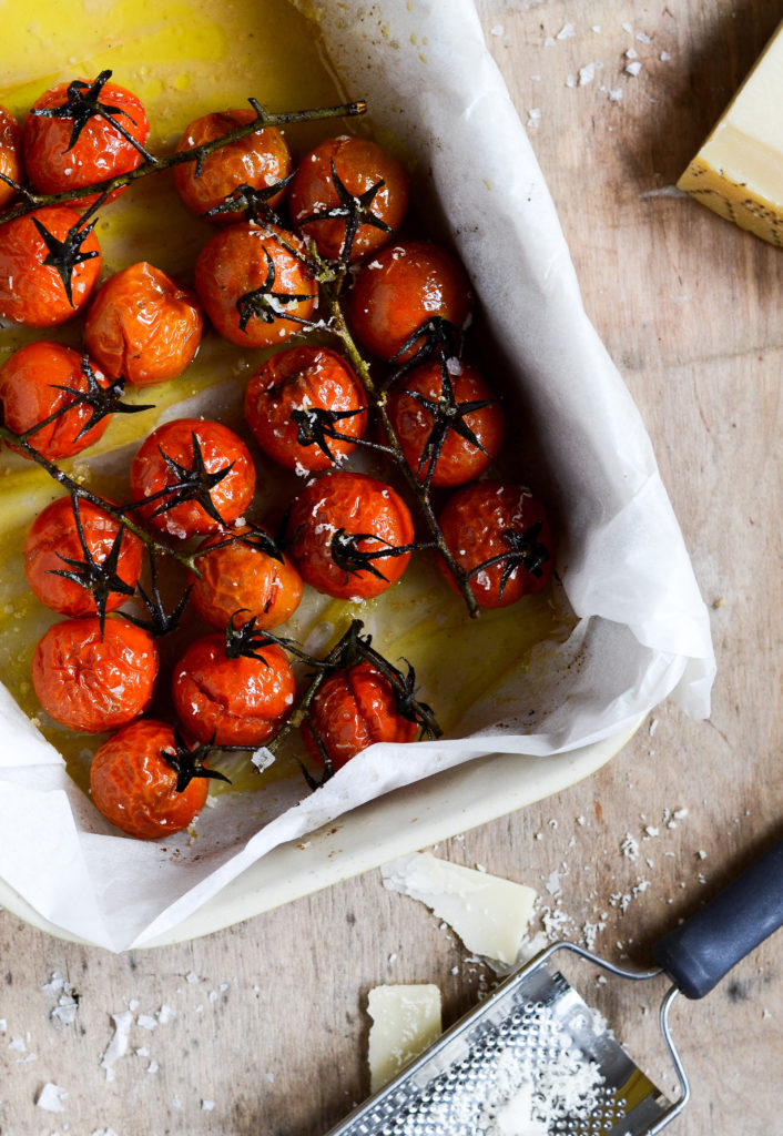 bagte-tomater-med-parmesan-cherrytomater-foodstyling