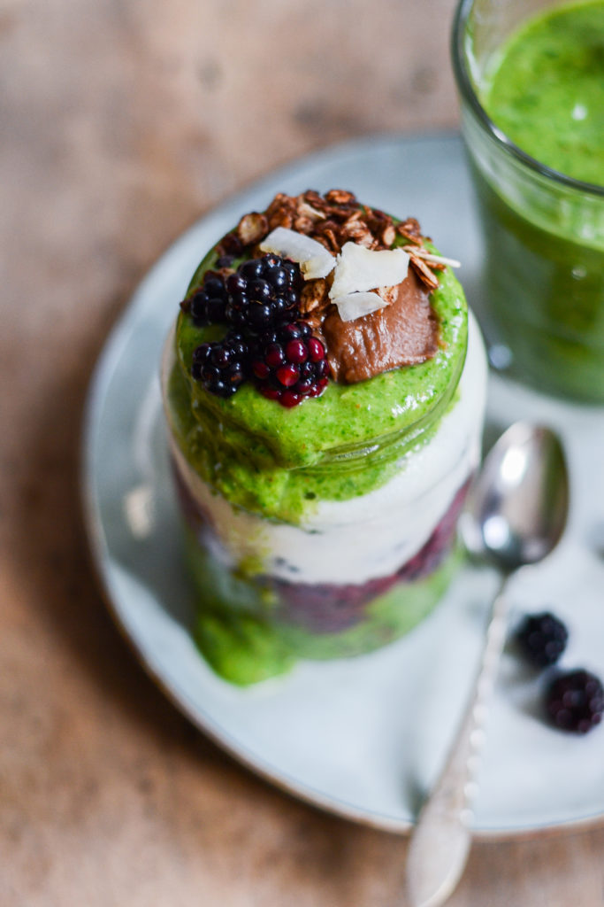 chia-parfait-brombaer-greenie-yoghurt-chiagroed-opskrift-2