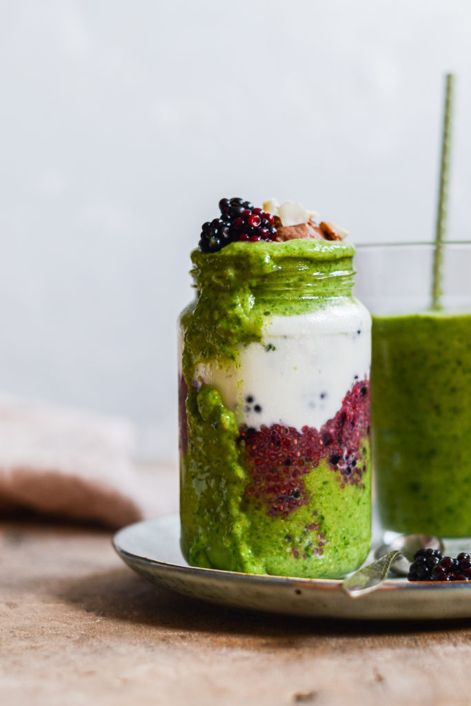 chia-parfait-brombaer-greenie-yoghurt-chiagroed-opskrift-2