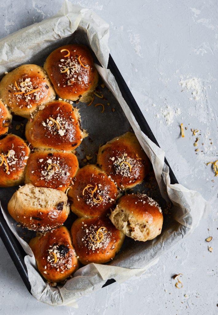 juleboller-appelsin -chokolade-kanel-kardemomme-julebag-dansukker-opskrift
