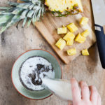kokos-chiagroed-ananas-mango-opskrift