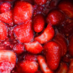rødgrød-med-fløde-i-2-varianter-morgenmad-dessert-opskrift