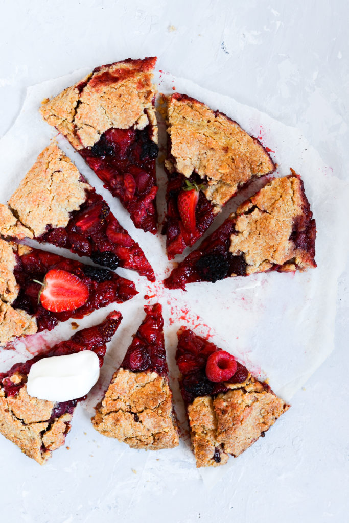 sød galette med sommerbær opskrift kage
